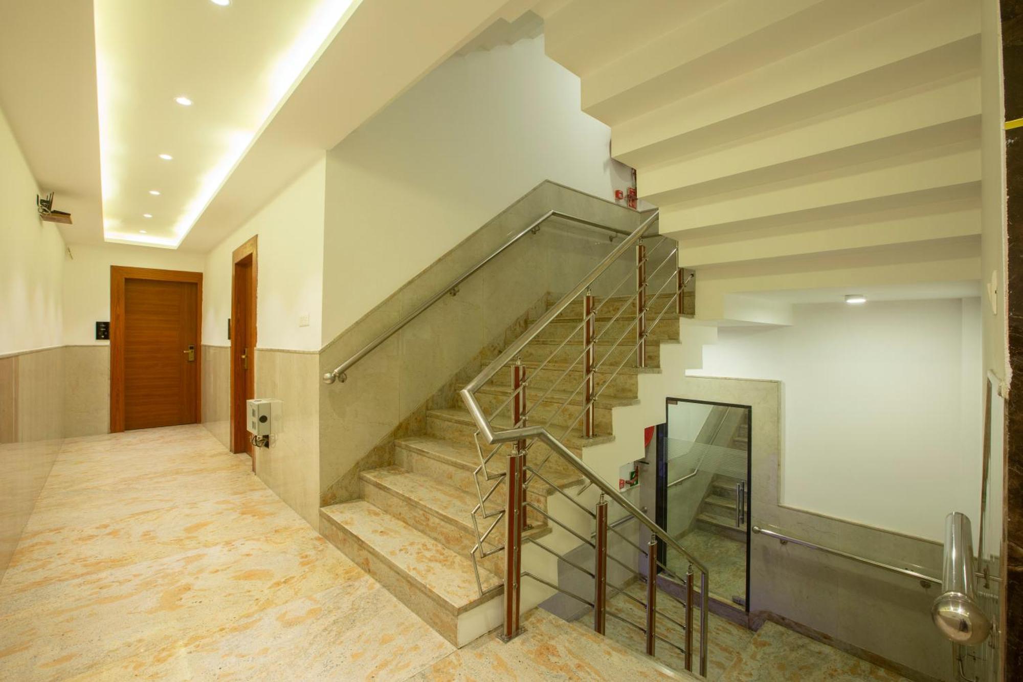 Hotel Arch Suites - Near Aerocity New Delhi Ngoại thất bức ảnh