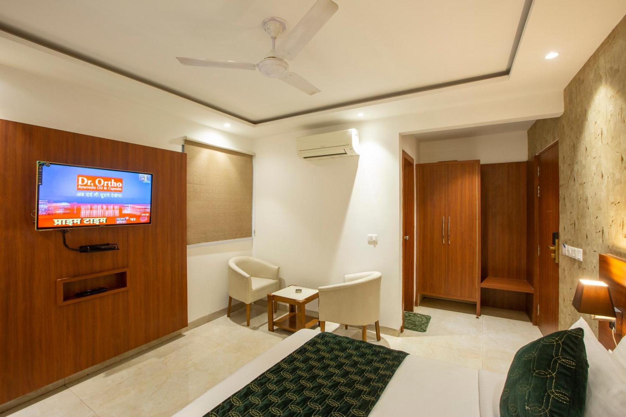 Hotel Arch Suites - Near Aerocity New Delhi Ngoại thất bức ảnh