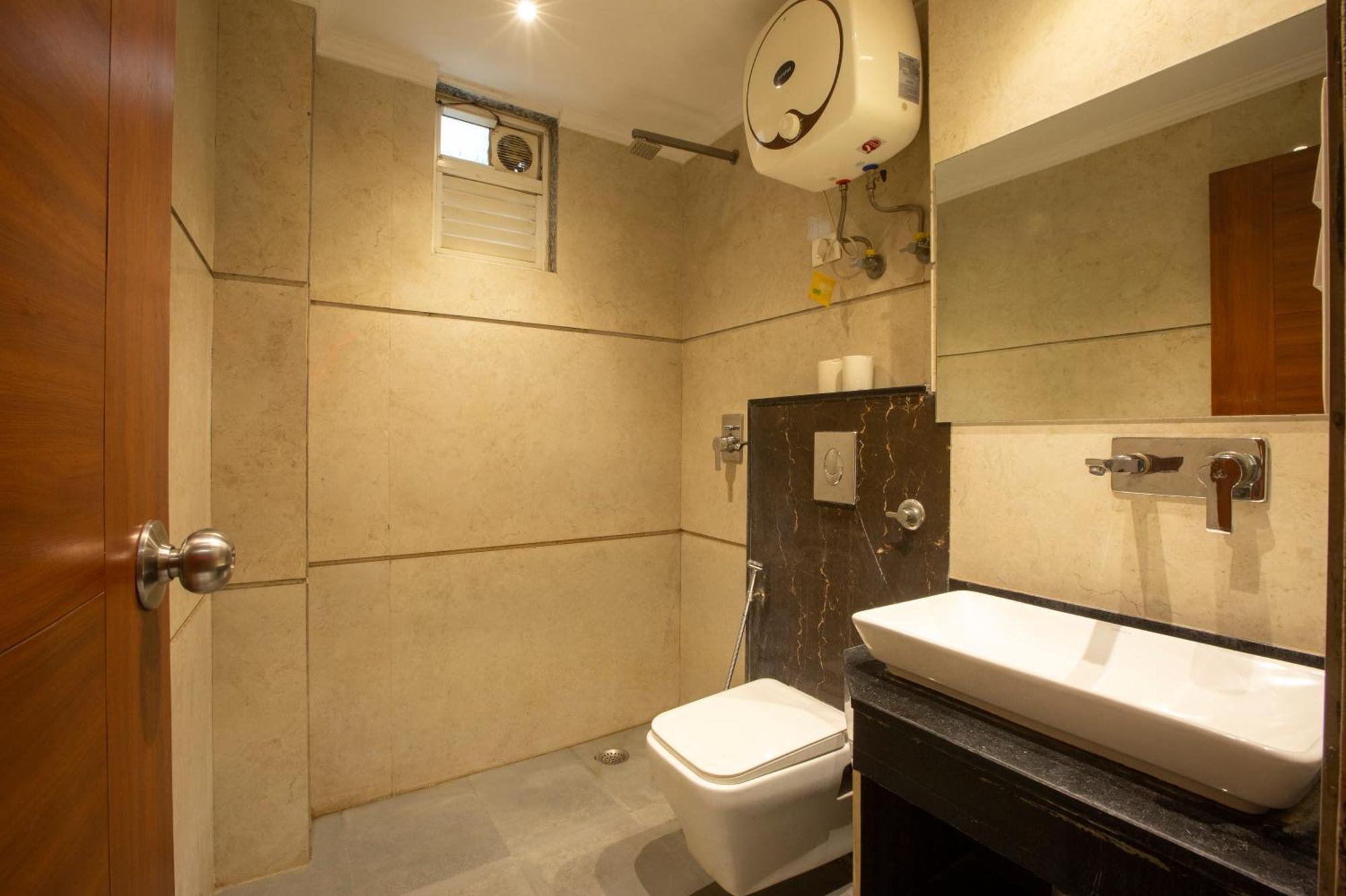 Hotel Arch Suites - Near Aerocity New Delhi Ngoại thất bức ảnh